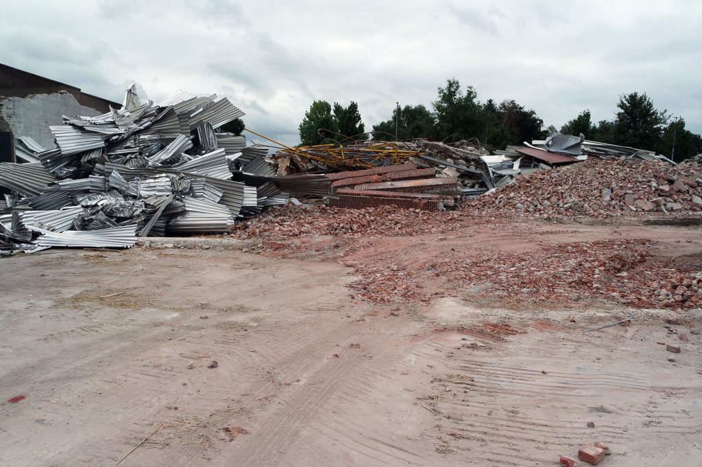 Hein Heun Sloopwerken B.V. - Totaalsloop project Linderflier Vroomshoop