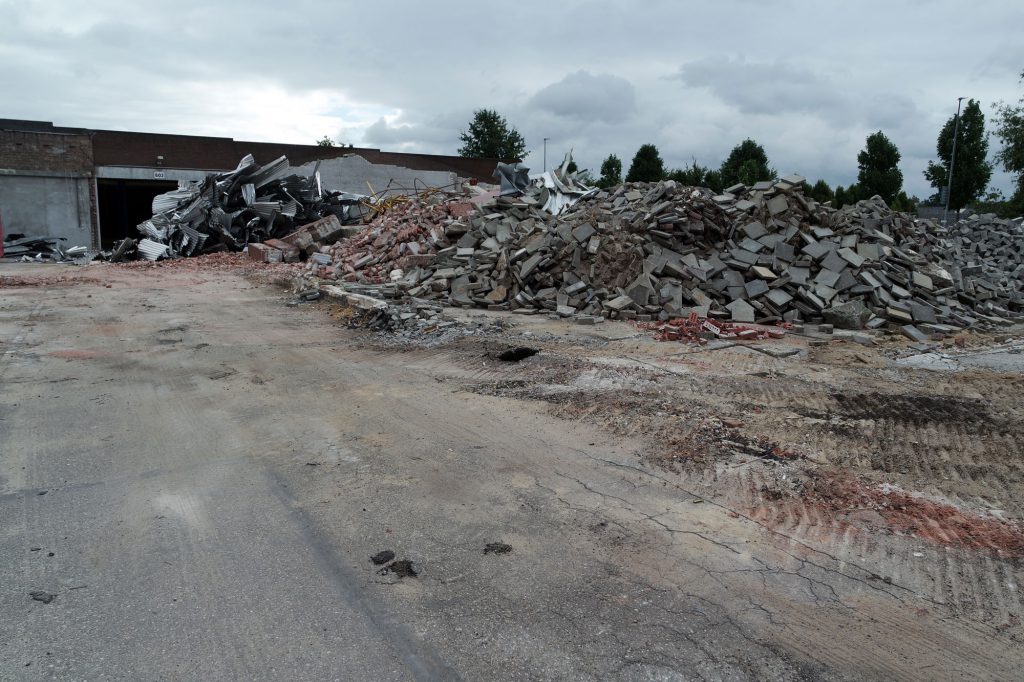Hein Heun Sloopwerken B.V. - Totaalsloop project Linderflier Vroomshoop