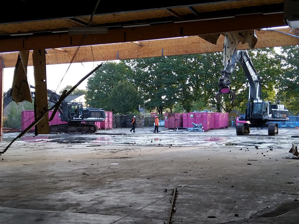 Hein Heun Sloopwerken B.V. - Totaalsloop project Linderflier Vroomshoop