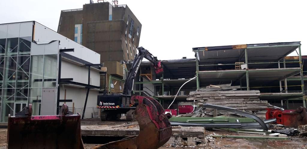 Hein Heun Sloopwerken B.V. - Demontage Hanzehogeschool Groningen