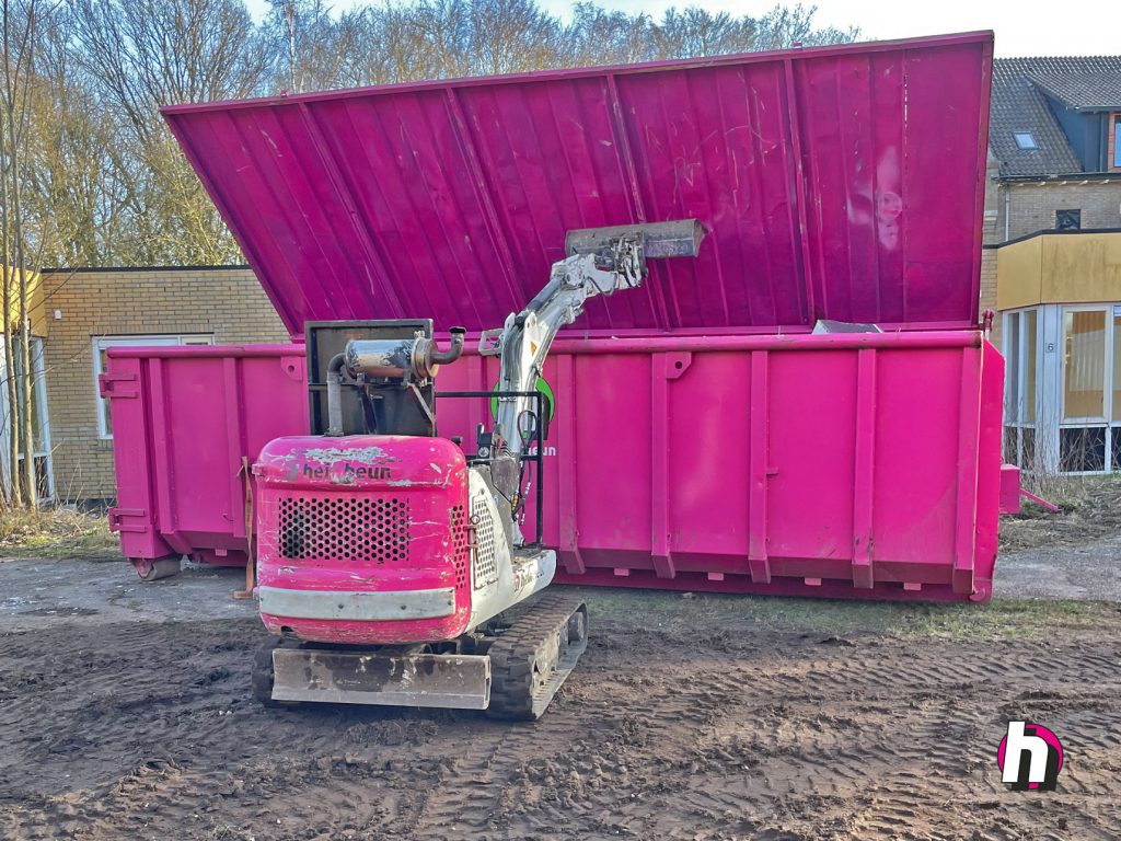 Hein Heun - Sloopactiviteiten ten behoeve van een verbouwing in Apeldoorn (NL)